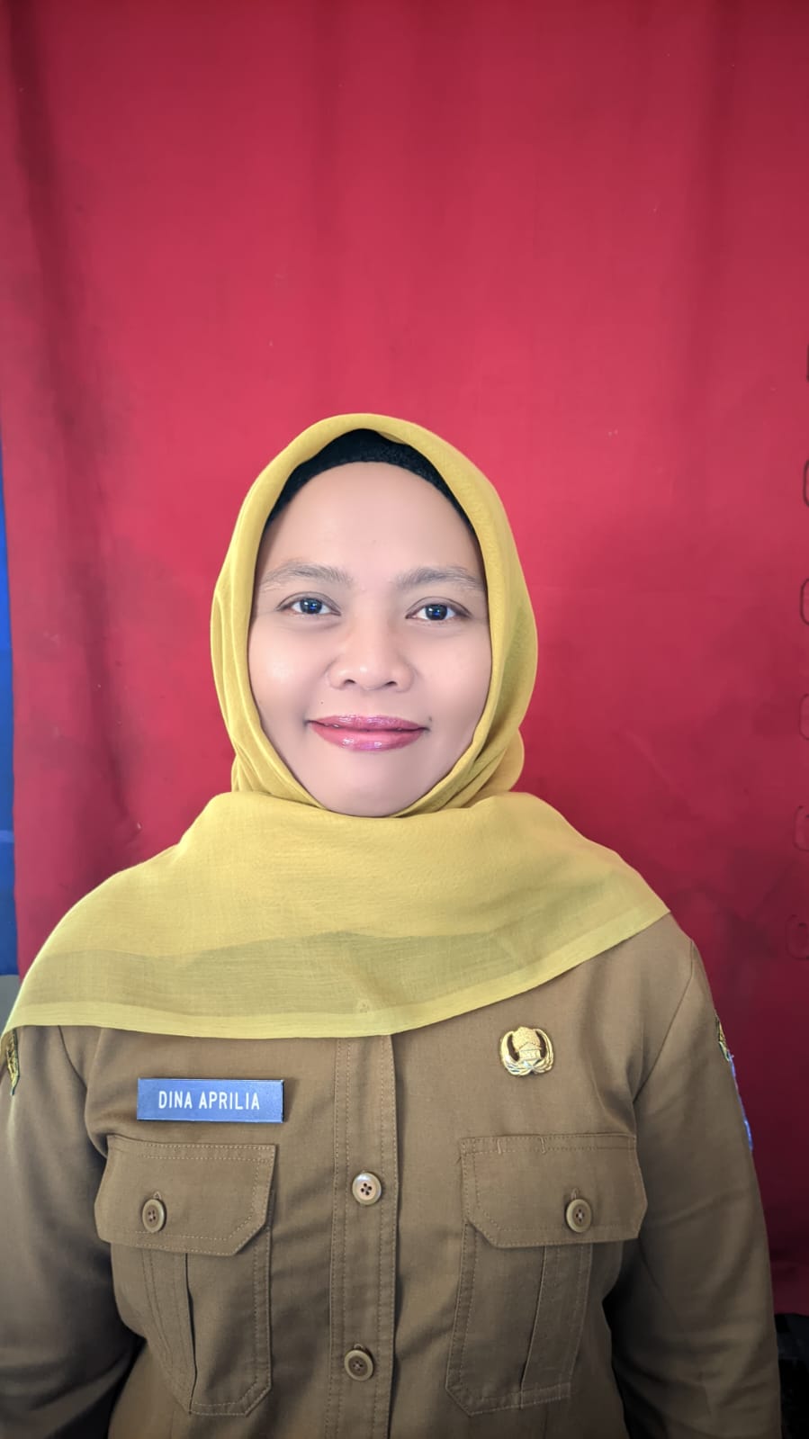 DINA APRILIA ANGGRAENI, SS.,MM